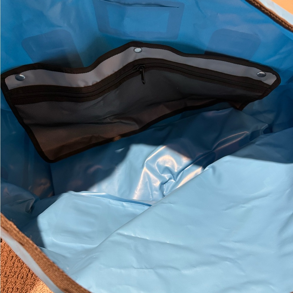 New Extra Large Waterproof Rafting/Scuba/Hiking Travel Bag - Picture 5 of 5